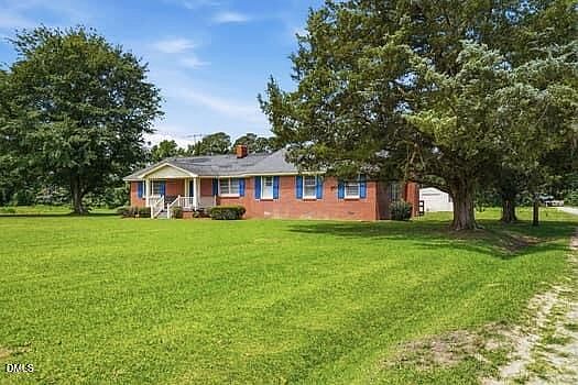 3rd image of 30 Boykin Rd