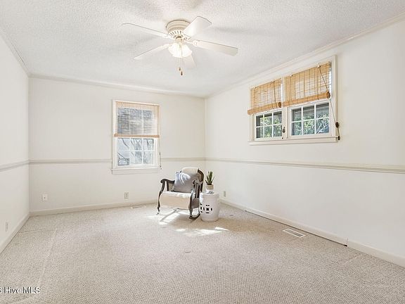 5th image of 207 N 19th Street