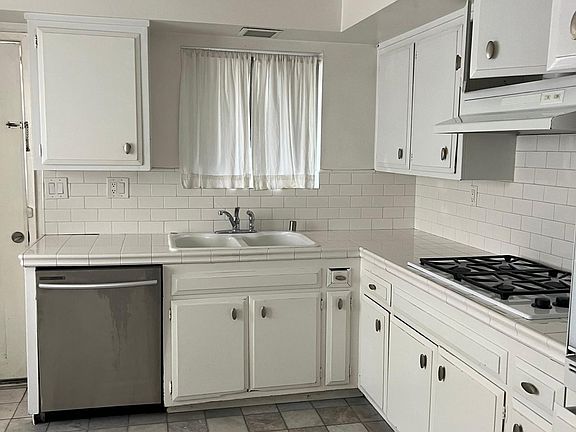 2nd image of 3714 Amalfi Way #A