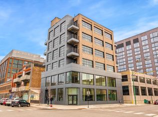 1123 W Randolph St #4018150, Chicago, IL 60607