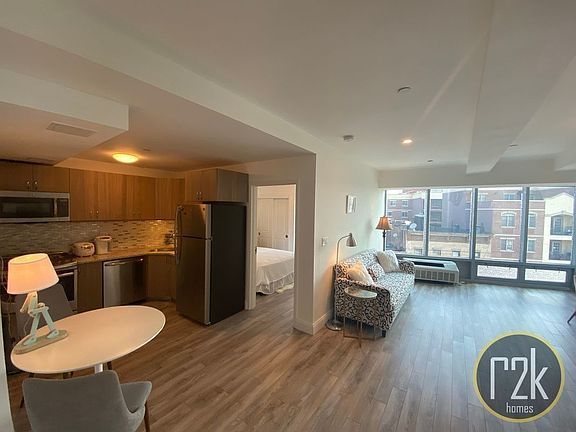 5th image of 28-18 Astoria Blvd #6P