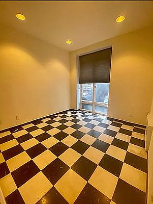 5th image of 231 E 50th St #Aa4