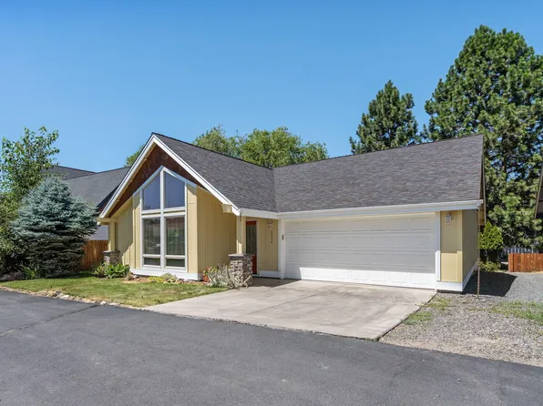 2594 NE 8th St, Bend, OR 97701