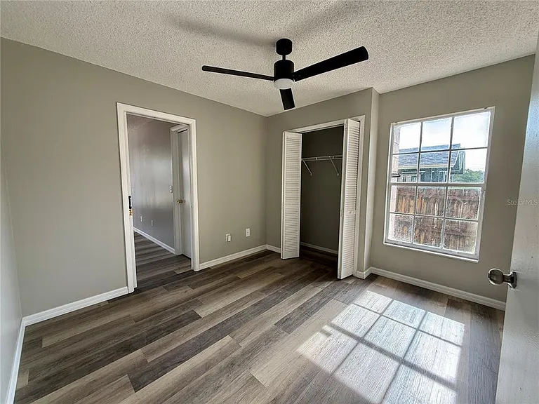 6521 Garden Spring Ct — Photo 15