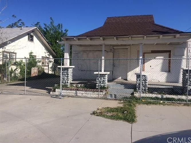 1st image of 216 E Baseline St