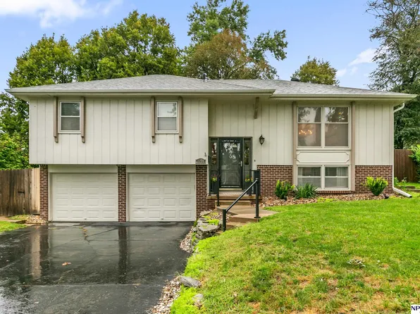 3268 S 130th Avenue Cir, Omaha, NE 68144