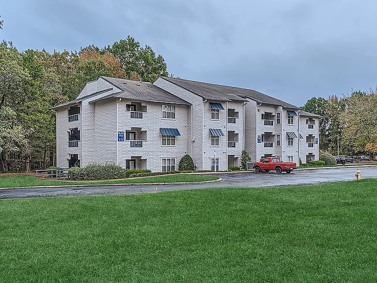 Rise Matthews Pointe — Photo 55