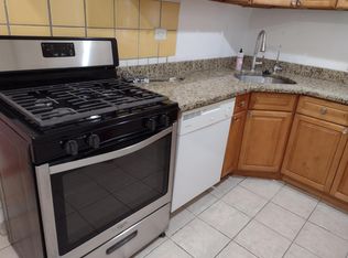 2100 Pemberton St, Philadelphia, PA 19146