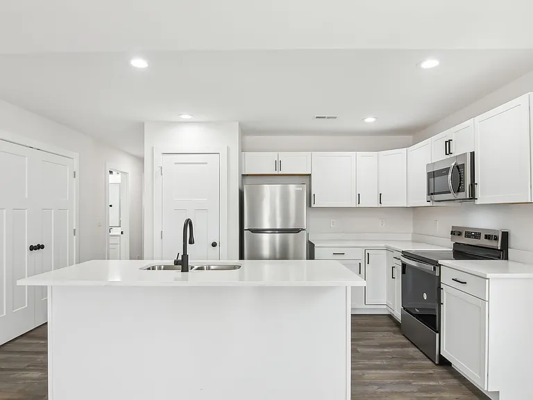 1150 Fairview Church Rd — Photo 3