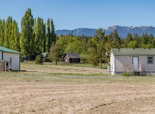 1034 N McFarland Dr, Sequim, WA