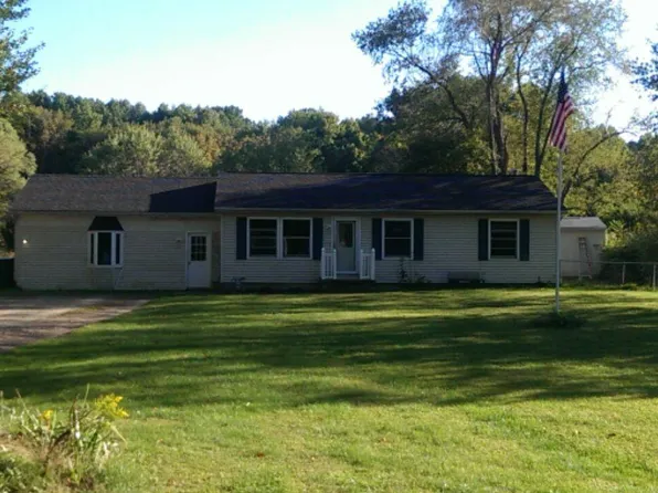 3620 N Creek Rd, Girard, PA 16417