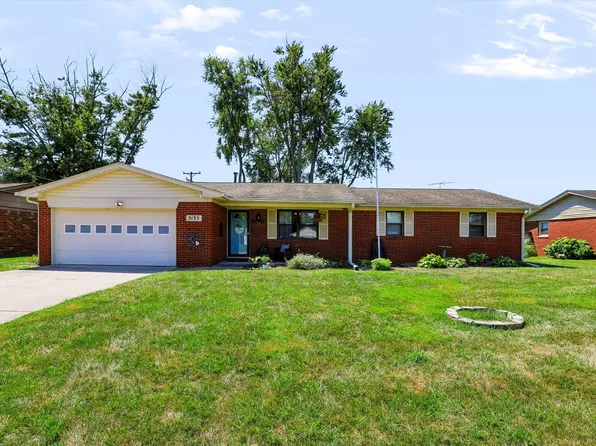 5135 Magnolia Dr, Columbus, IN 47203