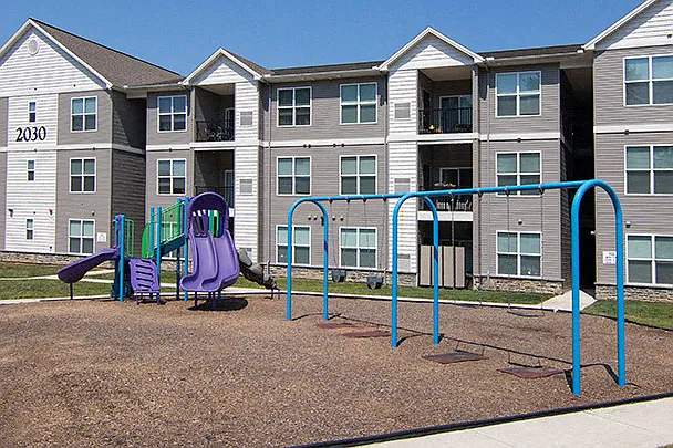 Brooks Edge Apartments — Photo 18