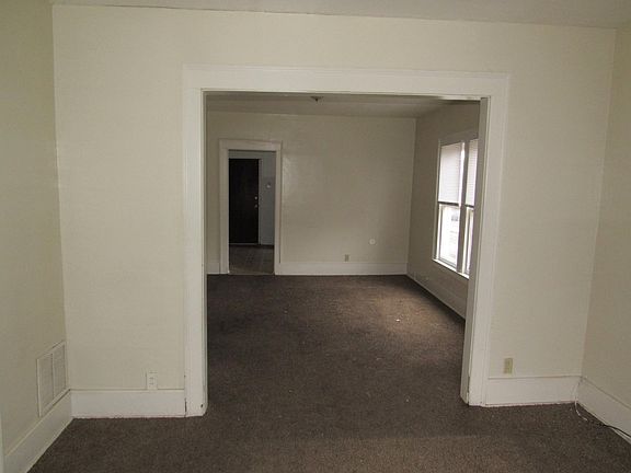 3rd image of 2102 Midland Ave