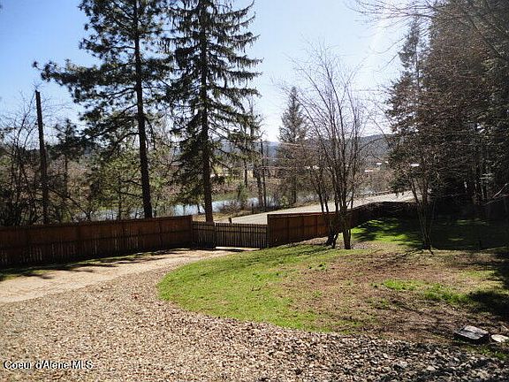3rd image of 1034 Saint Joe River Rd