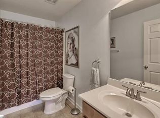 244 Raven Falls Ln, Simpsonville, SC 29681