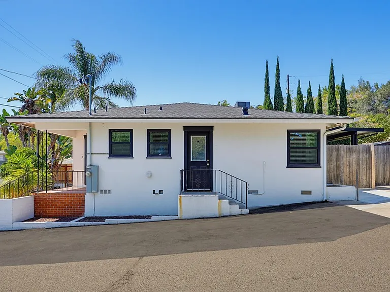 4776 Garfield St — Photo 3