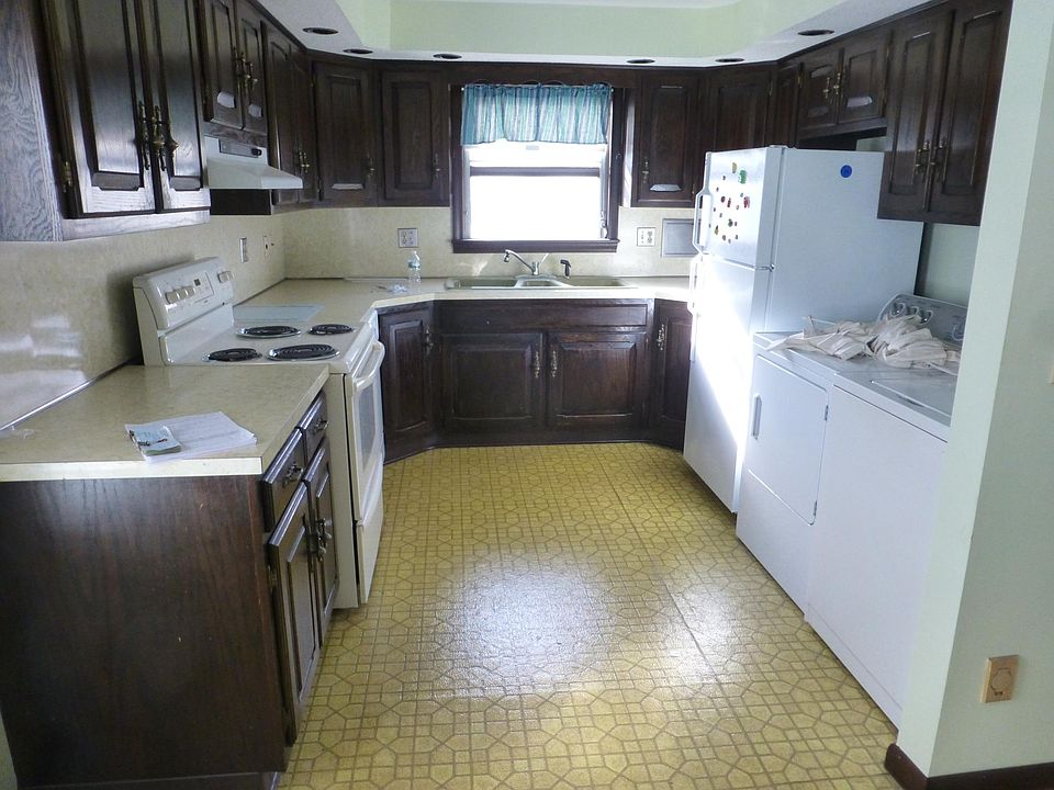 1st image of 1116 Whalley Ave #2