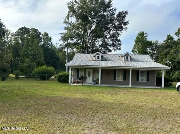 13753 John Lee Rd, Biloxi, MS 39532