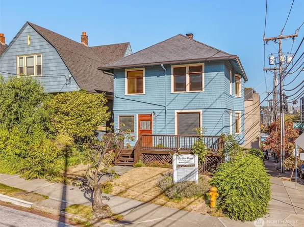 700 Warren Avenue N, Seattle, WA 98109