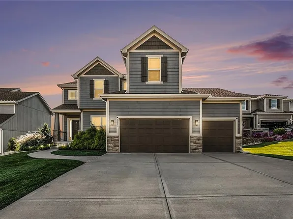 8023 NE 99th St, Kansas City, MO 64157