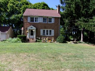 253 Alewa Dr NW, Grand Rapids, MI 49504