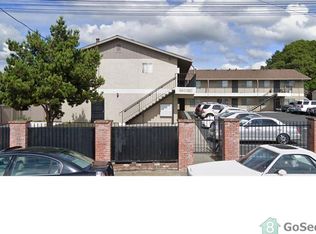 9840 E St APT 2, Oakland, CA 94603
