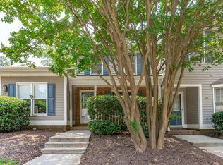82 Forest Oaks Dr, Durham, NC 27705