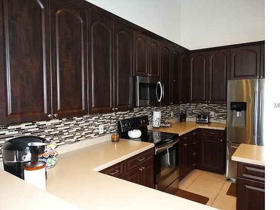 4th image of 5915 Cherry Oak Dr