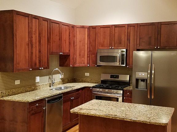 Gourmet Kitchen