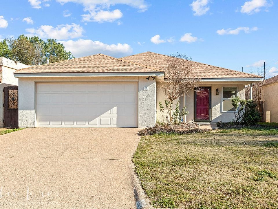 1st image of 19 Tamarisk Cir