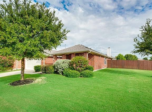 5th image of 15586 Calico Ct