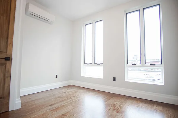 Rented by Lofts and Flats LLC | media 2