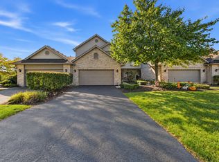 1169 Amber Dr, Lemont, IL 60439