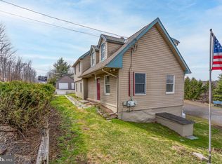 3757 Windy Bush Rd, New Hope, PA 18938