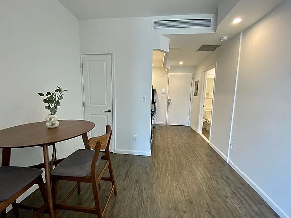 4th image of 138 Bowery #7D