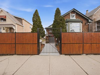 5237 S Fairfield Ave, Chicago, IL, 60632