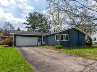 2609 Waltham Rd, Madison, WI 53711