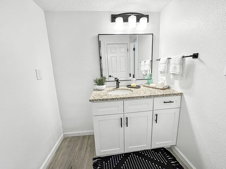 1000 Navaho Dr — Photo 19