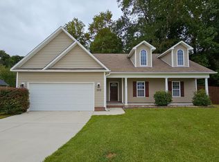 300 Buoy Ct, Swansboro, NC 28584