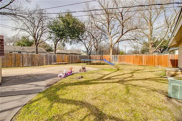 4 bed, 1412 sqft, $2,050 — Photo 4