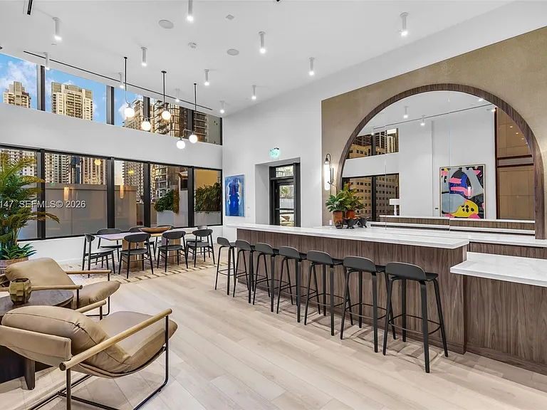 225 N Miami Ave #1107 — Photo 31