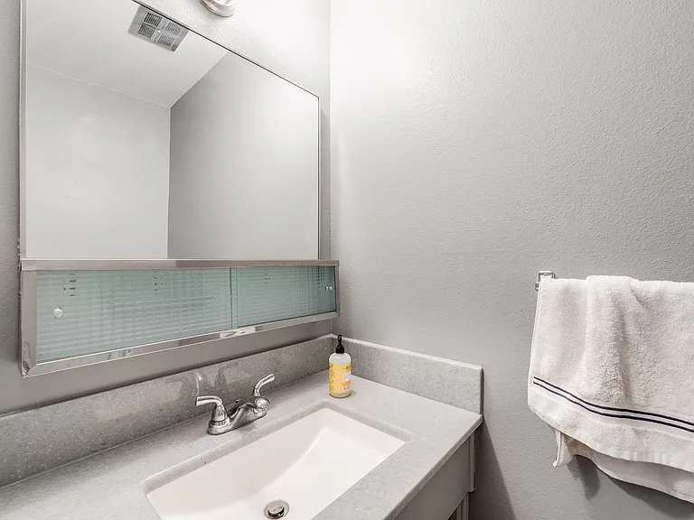 9026 E Mansfield Ave — Photo 17