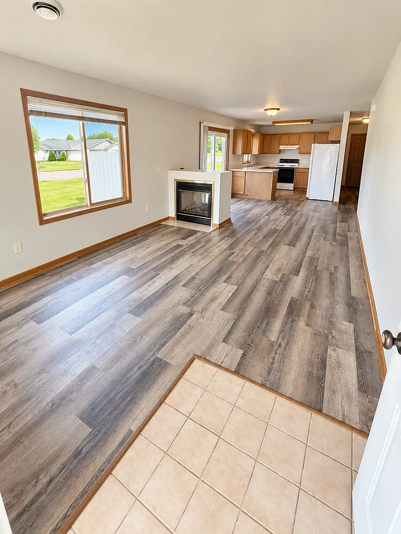 2825 Prestige Ct — Photo 3