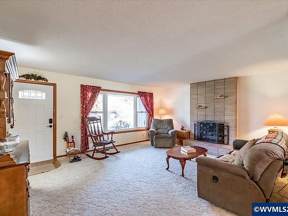 5th image of 31867 Lawrence St