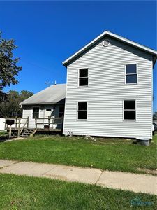 423 E Chestnut St, Wauseon, OH, 43567