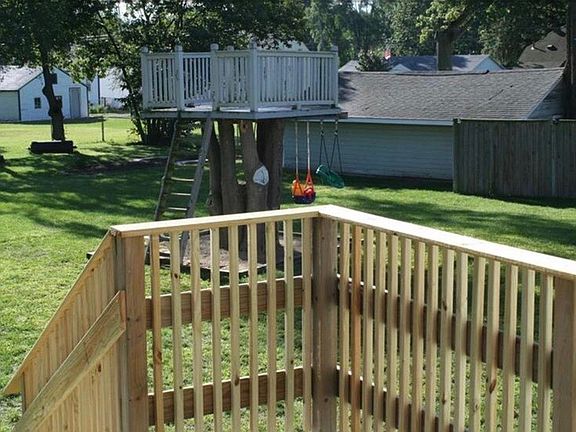 3rd image of 36845 Mario Ann Ct