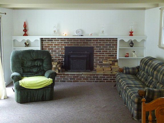 2nd image of 430 Lovelace Dr