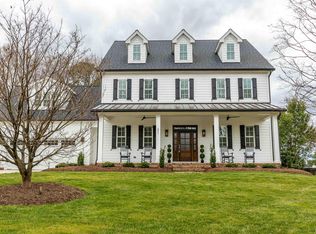 641 Cranbrook Rd, Raleigh, NC 27609