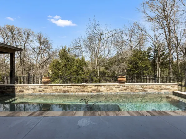 2413 Bigleaf Ct, Plano, TX 75074